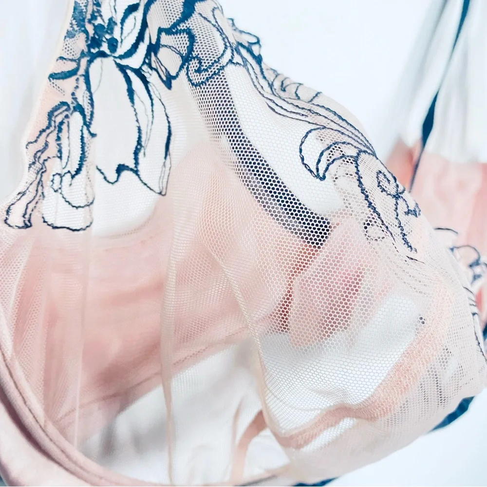 Cacique Pink and Blue Floral Bra - Picture 2 of 13